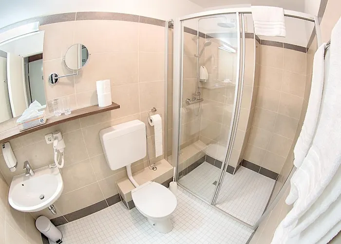 Fruehstueckshotel Waldbauer Bad Schallerbach